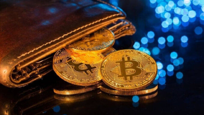 bitcoine-olan-sosyal-ilgi-2-ayin-en-yuksek-seviyesine-ulasti-lVUey33A.jpg
