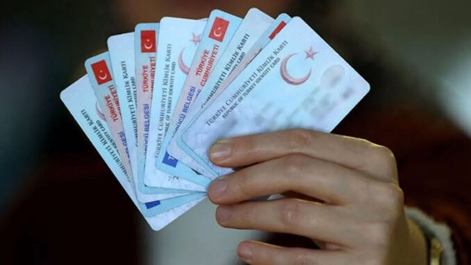 kimlik-ve-ehliyette-yeni-donem-basladi-5-yil-boyunca-sSMjUVjZ.jpg