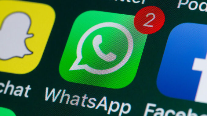 whatsapp-daha-fazla-hareketli-emoji-icin-kollari-sivadi-fgjjLnxJ.jpg